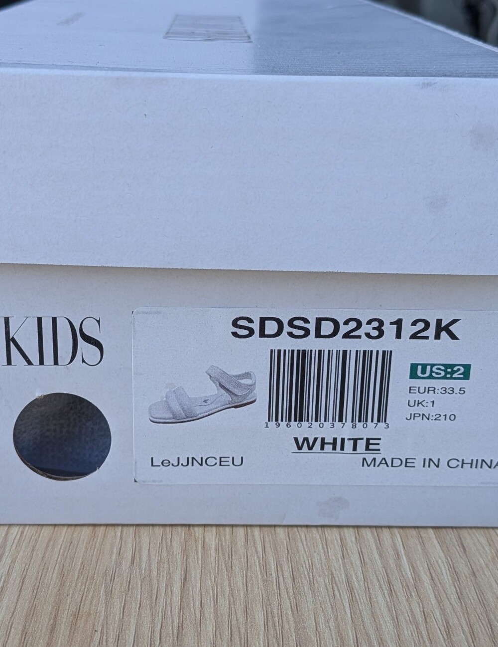 DREAM PAIRS Girls White Sandals